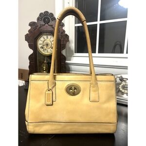 Y2K Coach Madeline 11553 Tan Leather Shopper Carryall with Turnlock